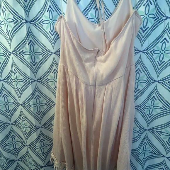 EUC Jella Couture Blush Pink Lined Crinkle Material Dress, w/Straps and Backless - Picture 14 of 16